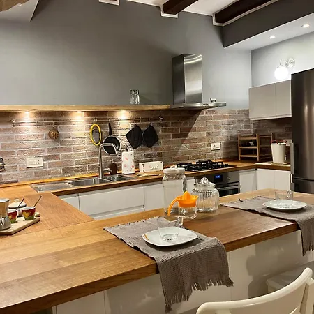 Le Corti Di Via Fondazza Apartman Bologna