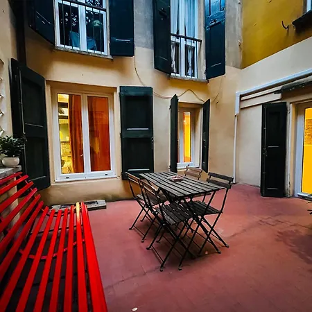 Le Corti Di Via Fondazza 볼로냐